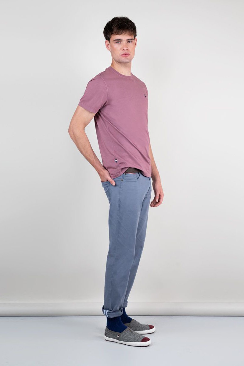  Camiseta Cuello Caja Garment Dyed Berenjena 