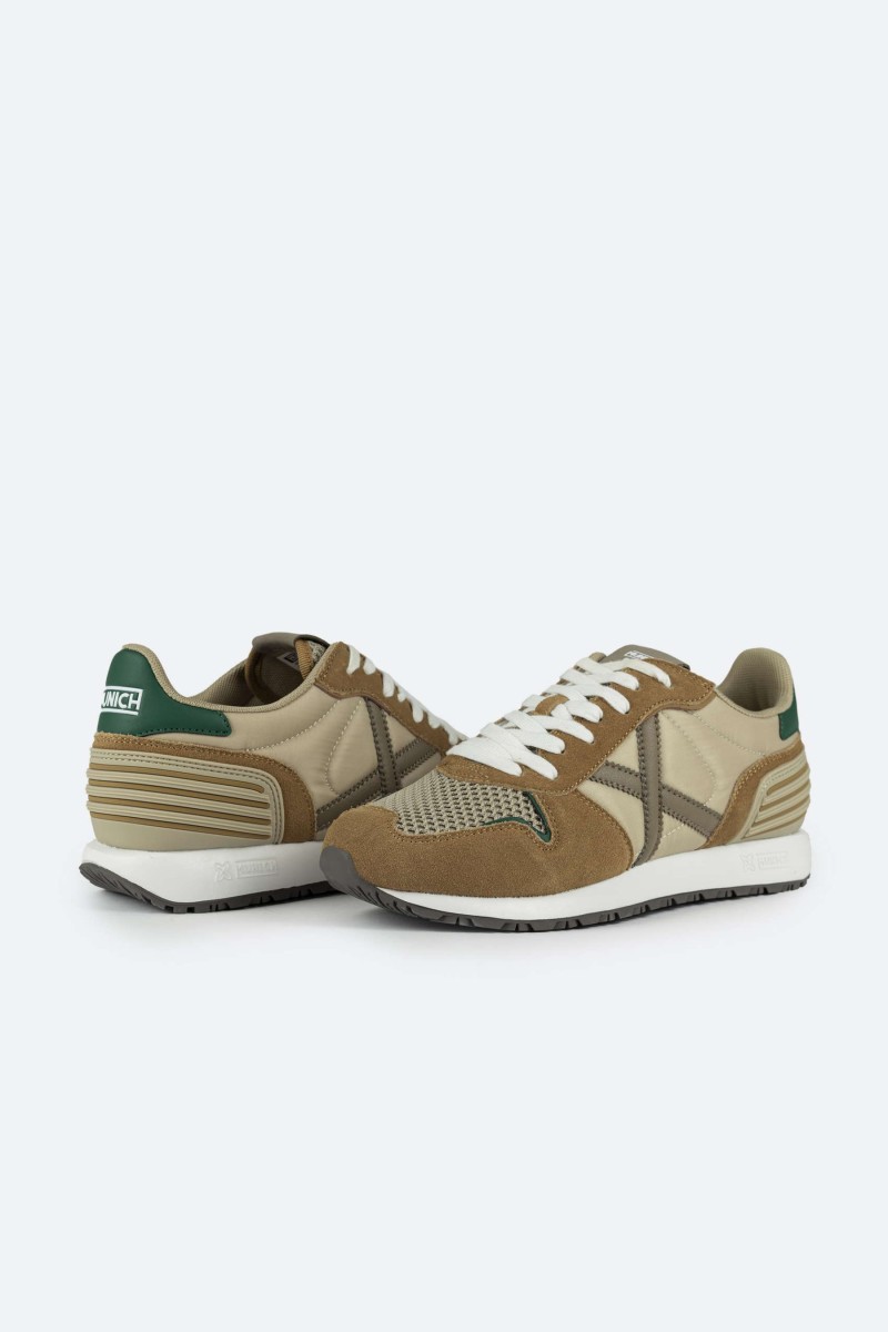 Zapatillas Munich Massana Club : combinan el diseño retro running con materiales de alta calidad y una suela antideslizante, perfectas para cualquier ocasión.  2