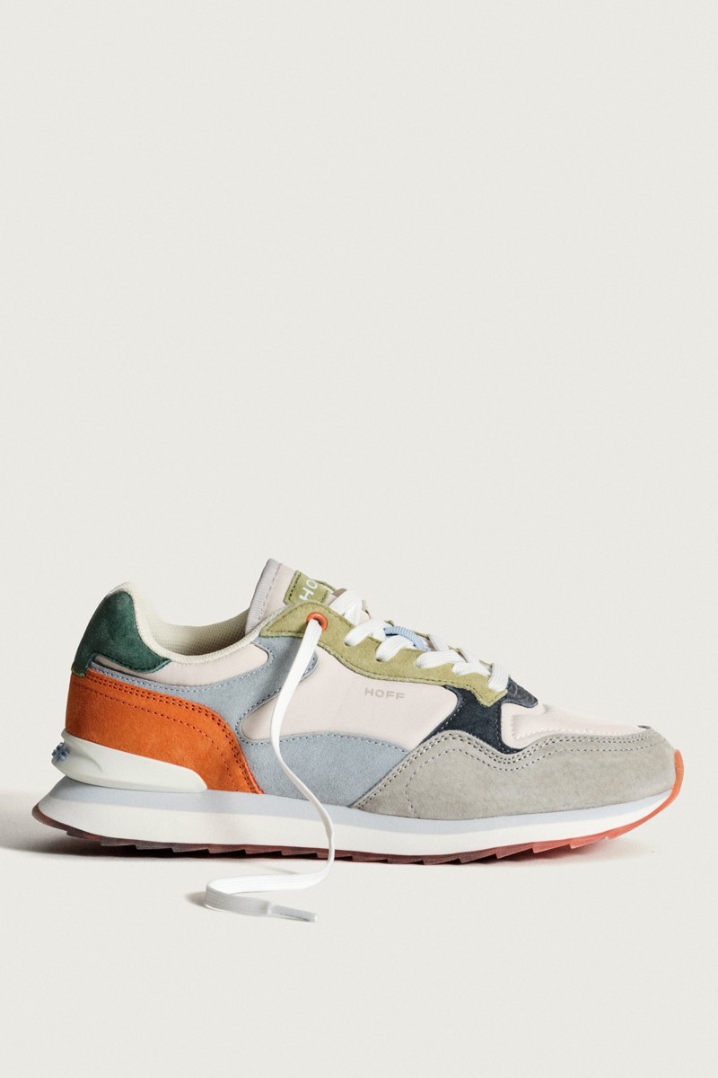 Zapatillas HOFF Kingston Man : combinan un diseño retro con materiales de alta calidad y una suela de 3 cm, perfectas para el uso diario.