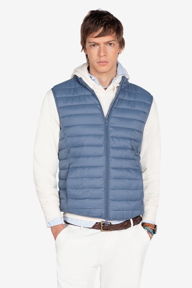   Chaleco Harper and Neyer Icon 11 : prenda acolchada de tejido técnico ligero con cuello subido y bolsillos con cremallera, perfecta para el entretiempo. 