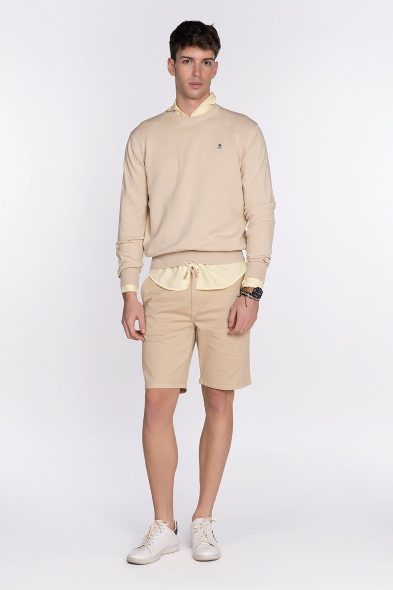 Jersey Harper and Neyer Icon R Light Camel : punto fino de algodón, cuello redondo y un diseño versátil que combina elegancia, confort y estilo diario.