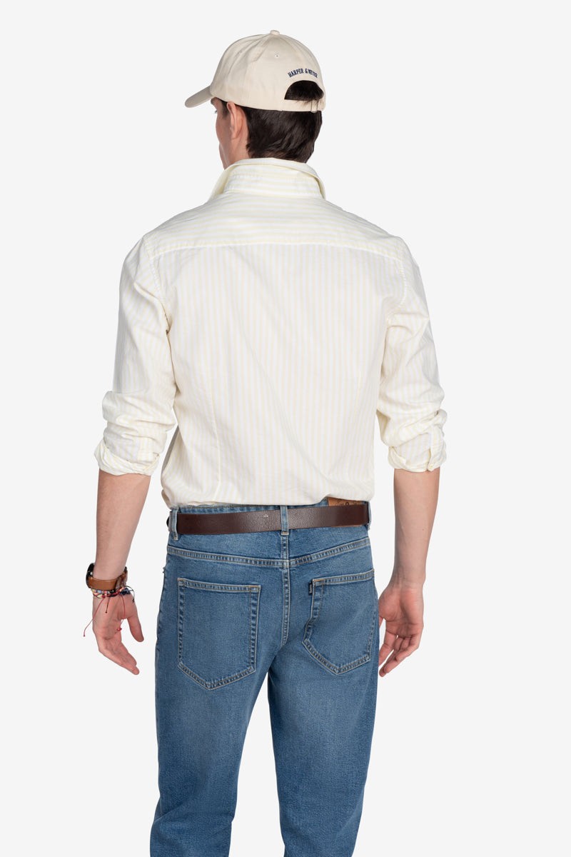   Camisa Harper and Neyer Seul Vainilla Yellow : corte regular fit en algodón 100% con rayas verticales y logo bordado. Frescura y elegancia para cualquier ocasión. 