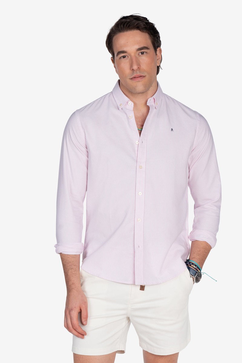   Camisa Harper and Neyer Mediterráneo Pink : confeccionada en algodón 100%, con rayas finas y un tono suave que aporta frescura y elegancia al instante. 