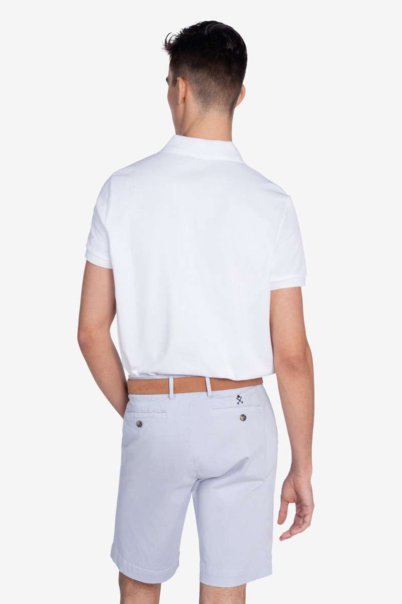  Polo Harper and Neyer Ayram White : un clásico renovado que combina con todo. Elegancia limpia y atemporal para cualquier momento. 
