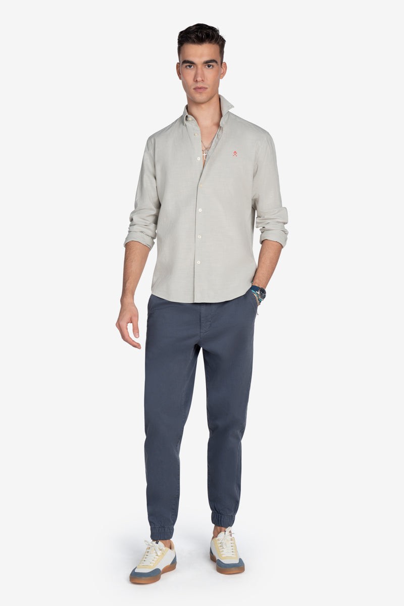 CAMISA HARPER M31   Camisa Harper and Neyer Royal Academy Light Grey : lino natural, corte clásico y estilo fresco. Una prenda versátil para el verano con clase.