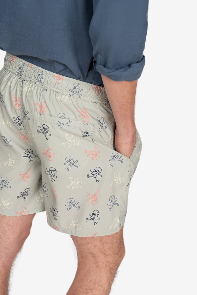   Bañador Harper and Neyer Hurricane Military Light : diseño ligero, ajuste cómodo y color neutro. Perfecto para disfrutar del verano con estilo. 