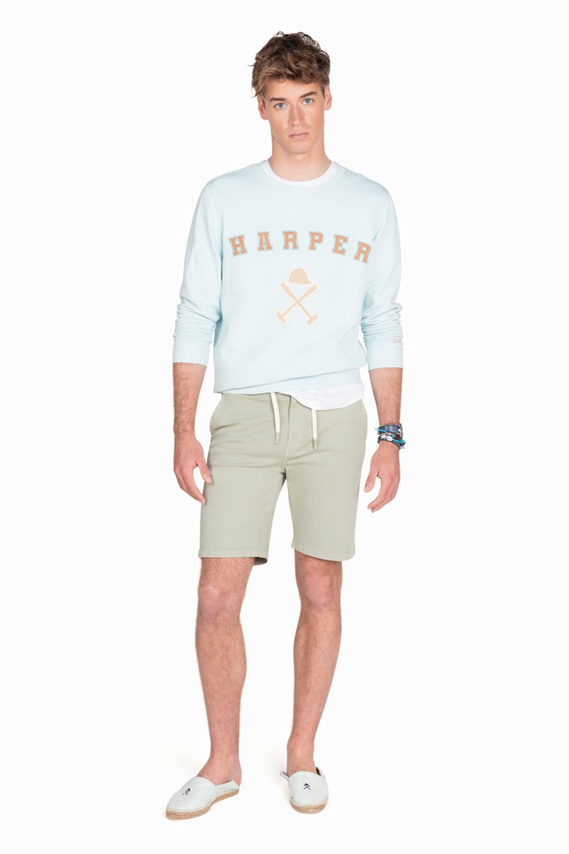  Sudadera Harper and Neyer Retro Light Turquoise : inspiración vintage, corte regular y bordado frontal. Un clásico renovado con estilo. 
