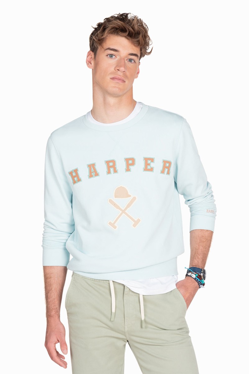   Sudadera Harper and Neyer Retro Light Turquoise : inspiración vintage, corte regular y bordado frontal. Un clásico renovado con estilo. 