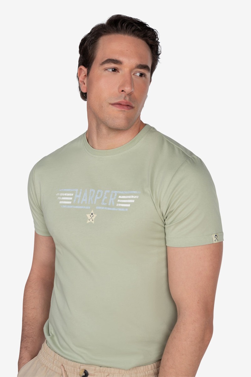   Camiseta Harper and Neyer Wingman Military Light : diseño con logo HARPER, corte cómodo y color neutro. Básico moderno para cualquier ocasión. 
