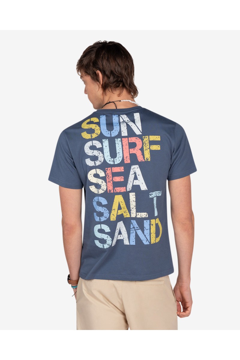   Camiseta Harper and Neyer Sun Wash Blue : estampado en la espalda, corte cómodo y color lavado. Un básico con alma veraniega. 