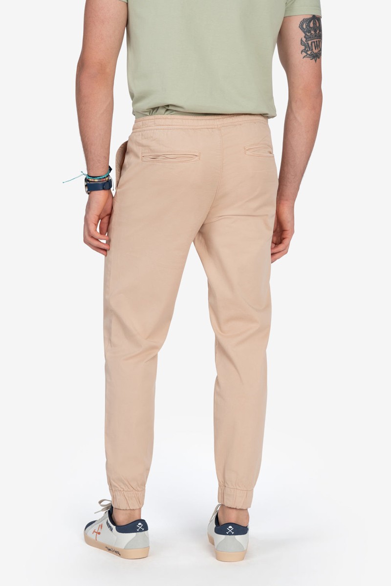 Pantalón Jogger Harper and Neyer Camel : algodón 100%, cintura ajustable y estilo relajado. Versátil, cómodo y con carácter propio.  2