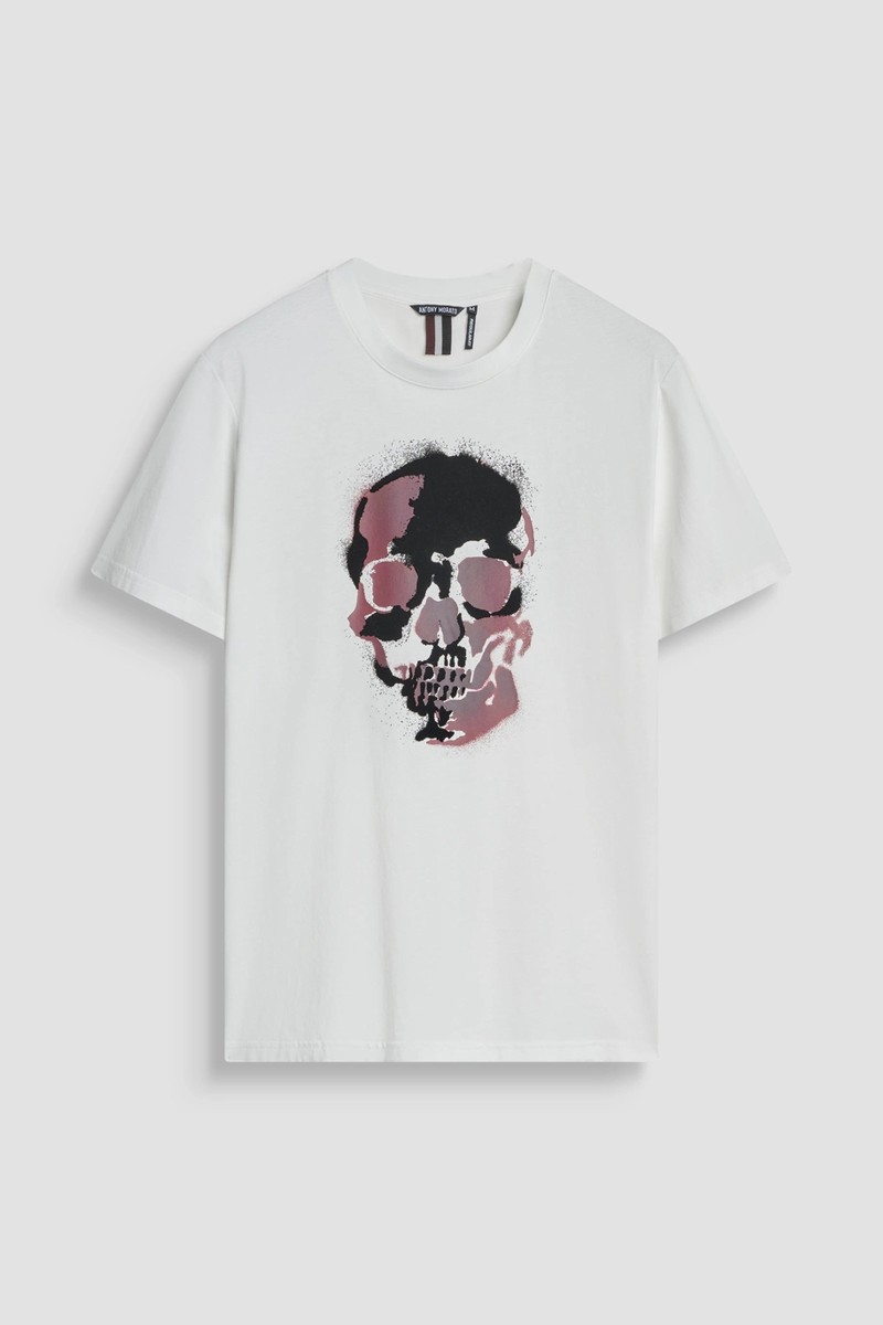  Camiseta Antony Morato en algodón 100 % con corte regular y estampado de calavera efecto flocado, ideal para destacar con estilo actual. 