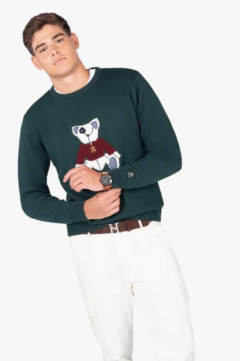  Jersey de punto en algodón con oso bordado en el frente, cuello redondo y ajuste Regular Fit, perfecto para un look casual con toque distintivo. 