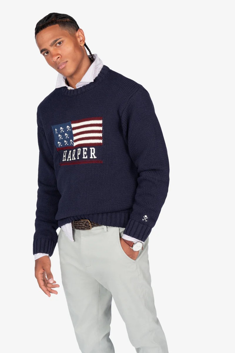 Jersey de punto en algodón con diseño gráfico de bandera y calavera, corte Regular Fit y acabado de calidad para un look casual con actitud.