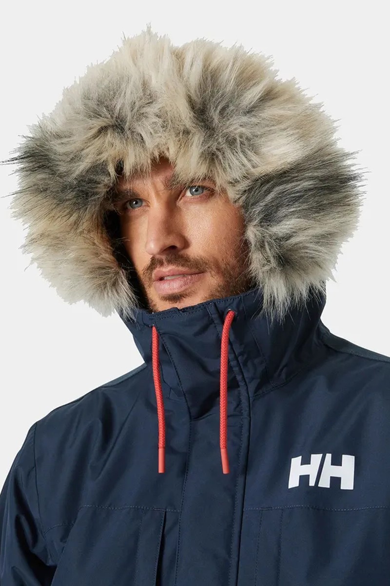  Parka Helly Hansen Coastal 3.0 con aislamiento Primaloft®, impermeable y versátil. Protección y estilo para el invierno. 