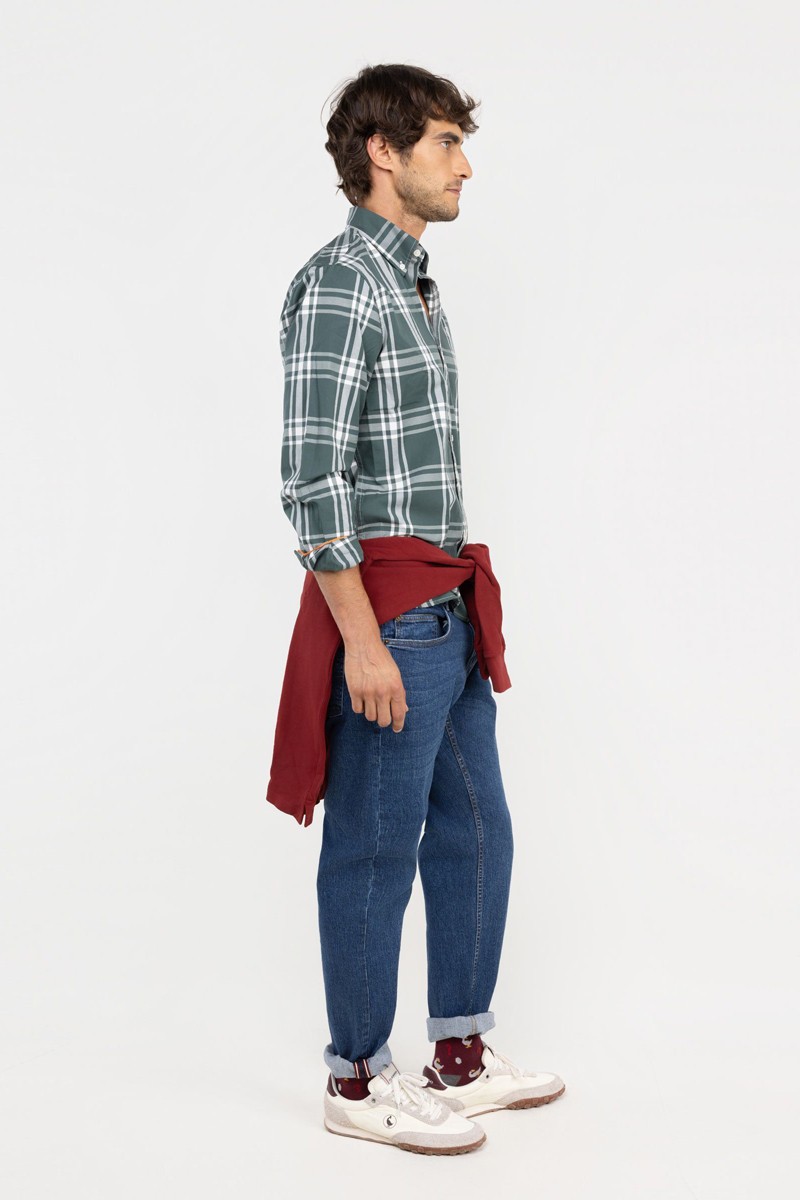  Camisa El Ganso de cuadros Brit en algodón verde. Diseño clásico, corte Regular Fit y estilo británico con un toque actual.  2