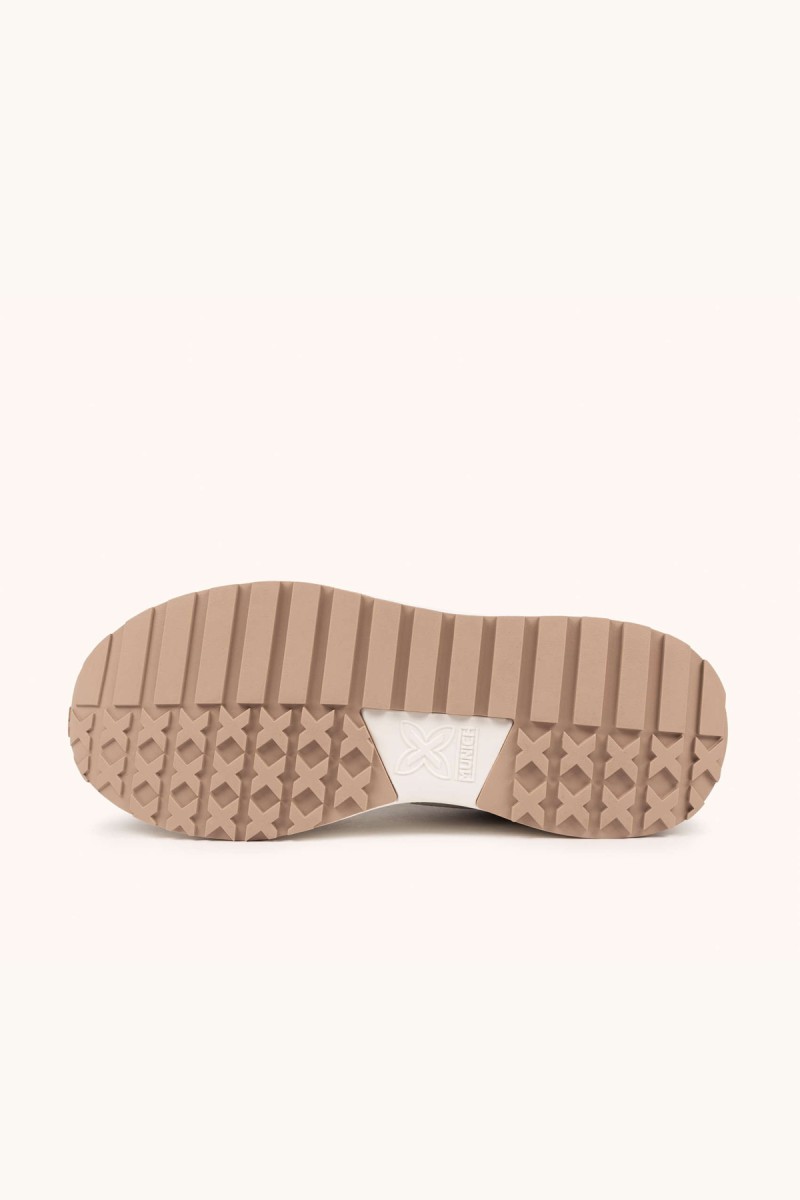  Zapatillas Munich con diseño moderno y colores vibrantes, ideales para looks urbanos cómodos con personalidad y estilo diario. 
