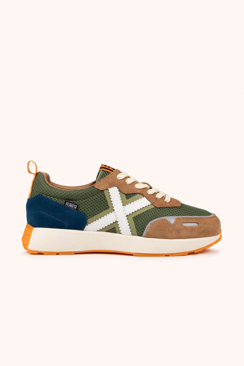 Zapatillas Munich en verde, marrón y azul con estilo deportivo elegante, ideales para looks urbanos cómodos y con personalidad. 