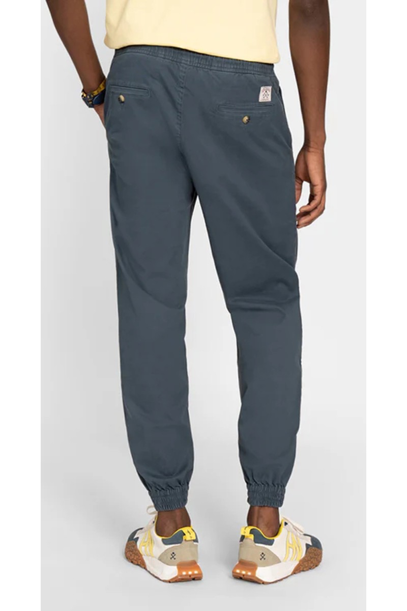  Pantalón Harper jogger cómodo y versátil, perfecto para looks urbanos relajados con estilo actual.  2