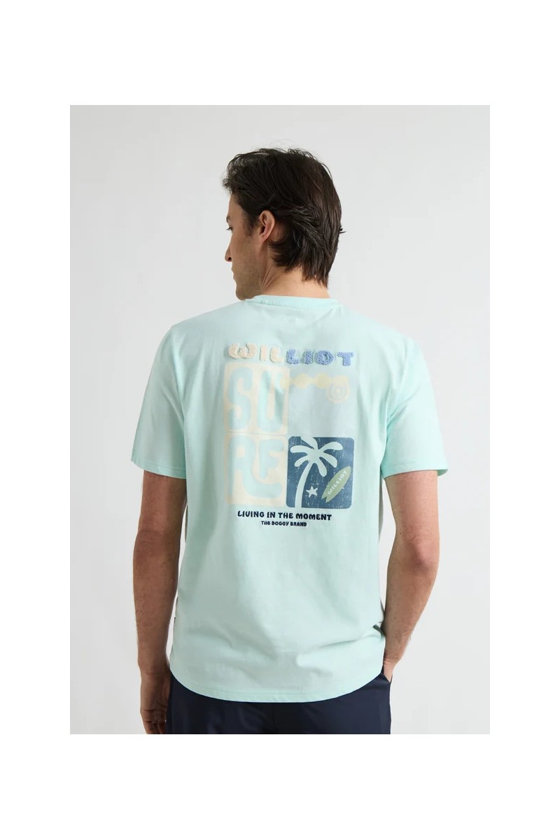  Camiseta Williot cómoda y versátil, perfecta para looks urbanos con estilo relajado. 
  