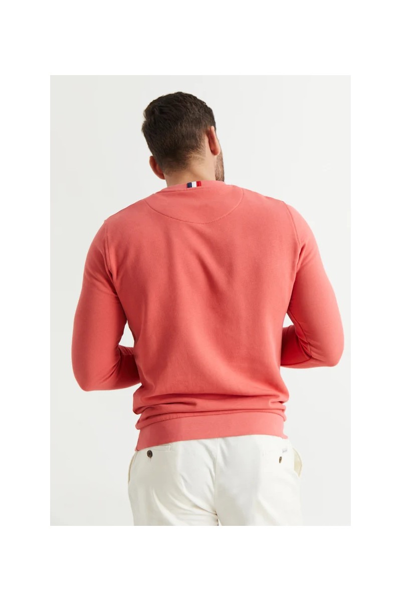  Sudadera Williot cómoda y versátil, perfecta para looks urbanos relajados con estilo actual. 