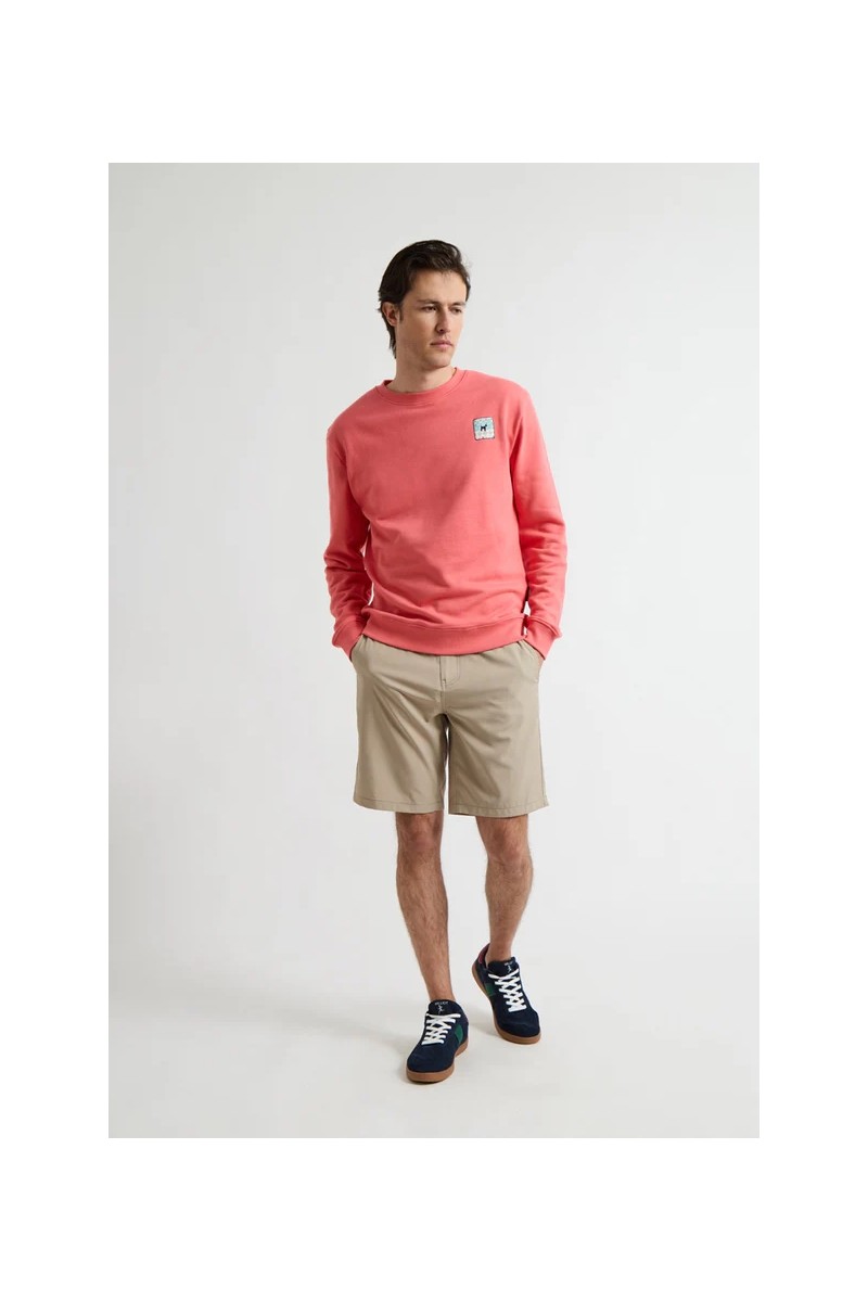  Sudadera Williot cómoda y versátil, perfecta para looks urbanos relajados con estilo actual. 