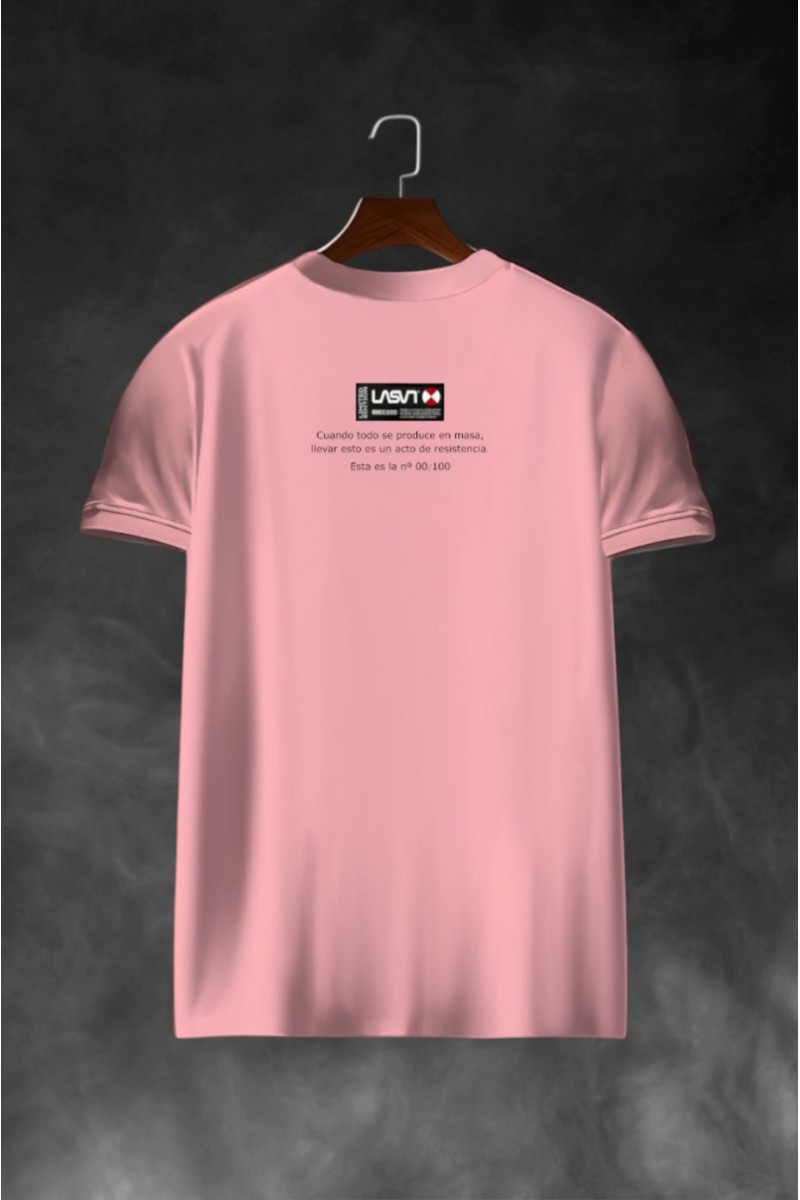  Camiseta La Sal rosa edición limitada, con diseño gráfico y estilo urbano para looks con personalidad. 