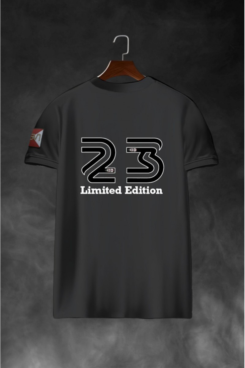  Camiseta La Sal en gris oscuro edición limitada, con estilo deportivo y urbano para looks con personalidad. 