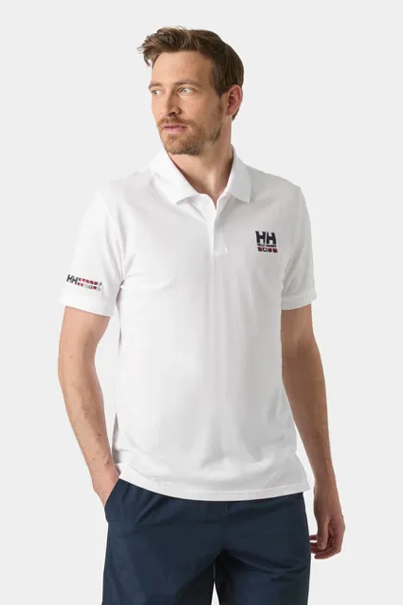  Polo Helly Hansen entallado y ligero, perfecto para looks de verano con estilo marinero y comodidad. 