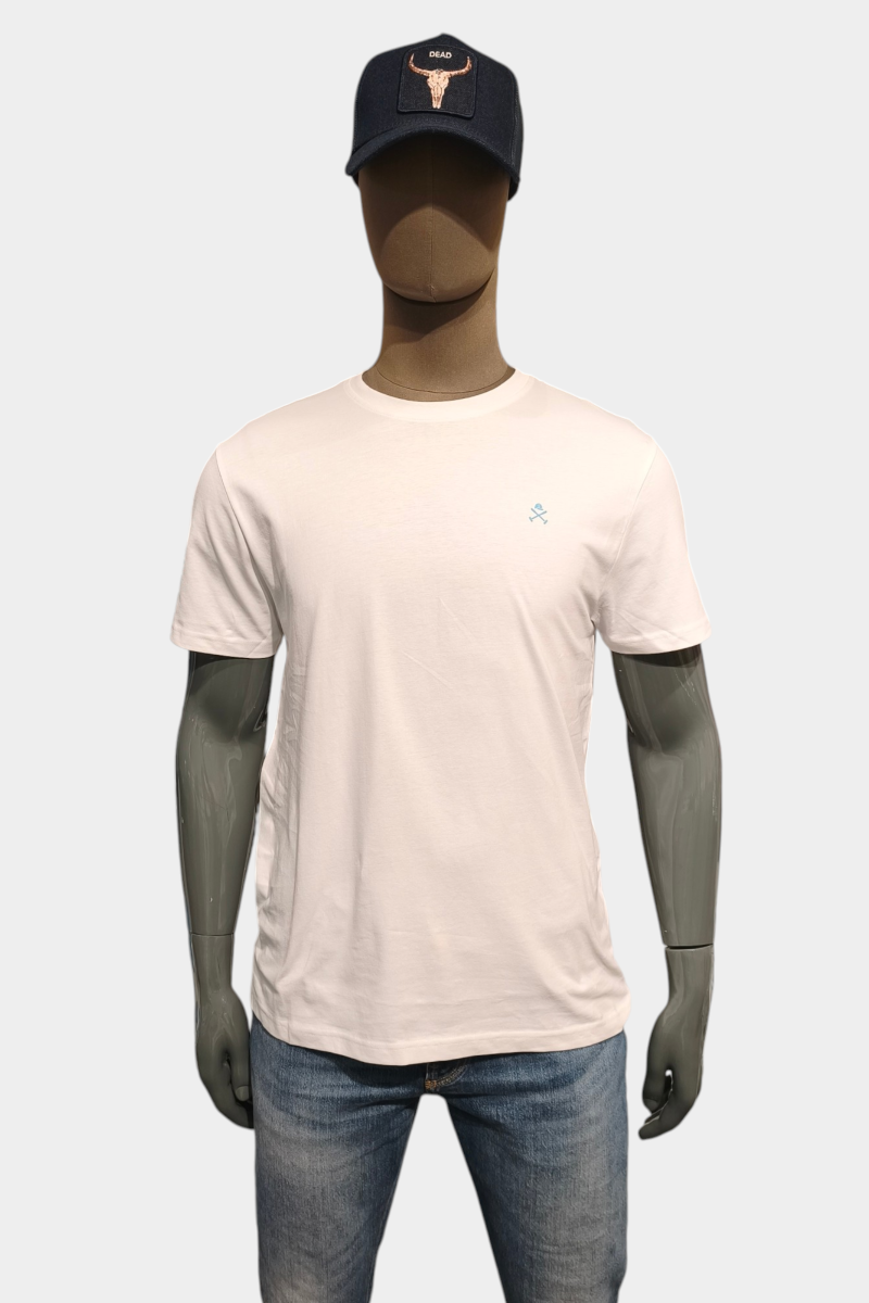  Camiseta Harper con print gráfico, cómoda y versátil, perfecta para looks urbanos con personalidad.  2