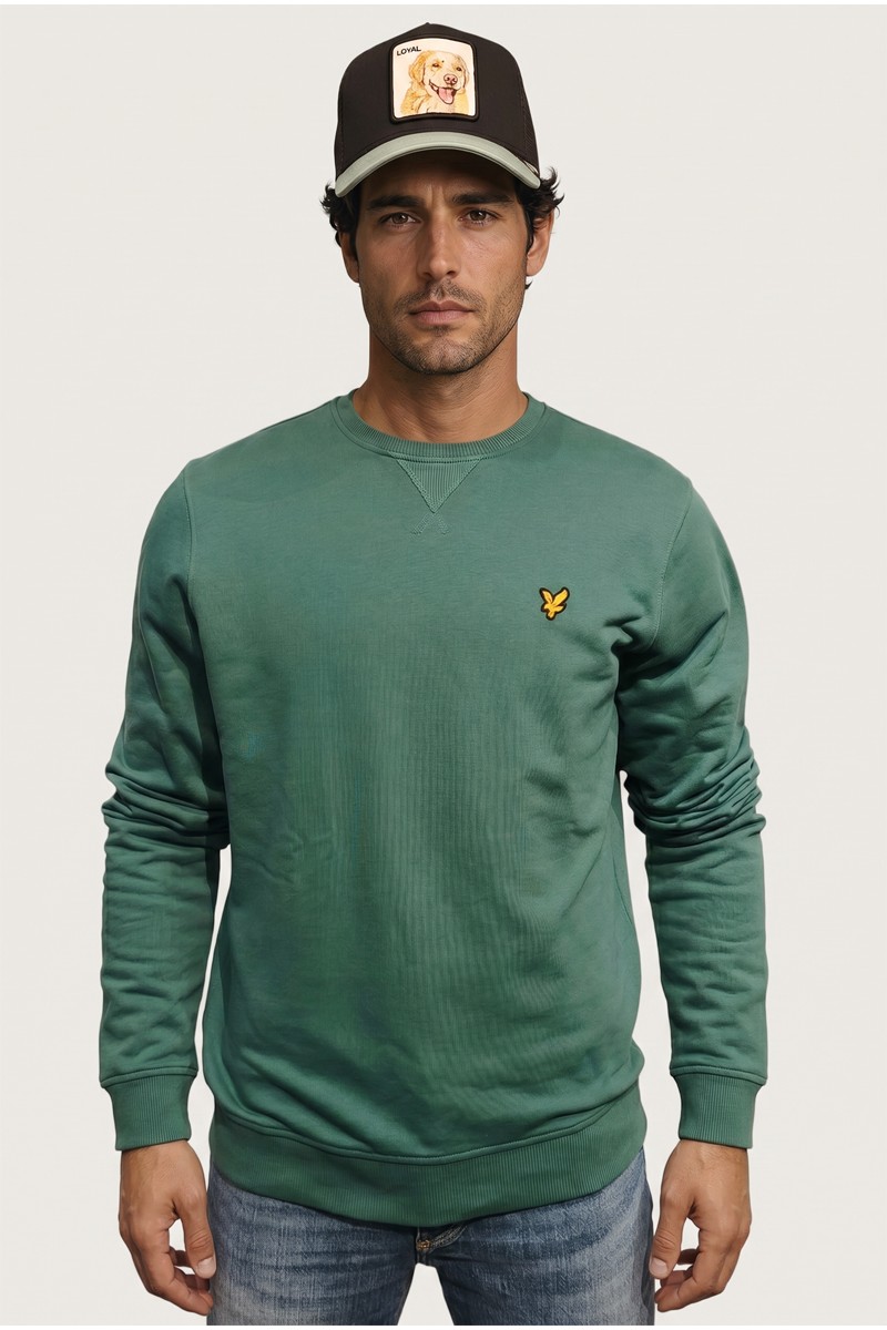  Sudadera Lyle and Scott cómoda y versátil, perfecta para looks urbanos con estilo actual. 