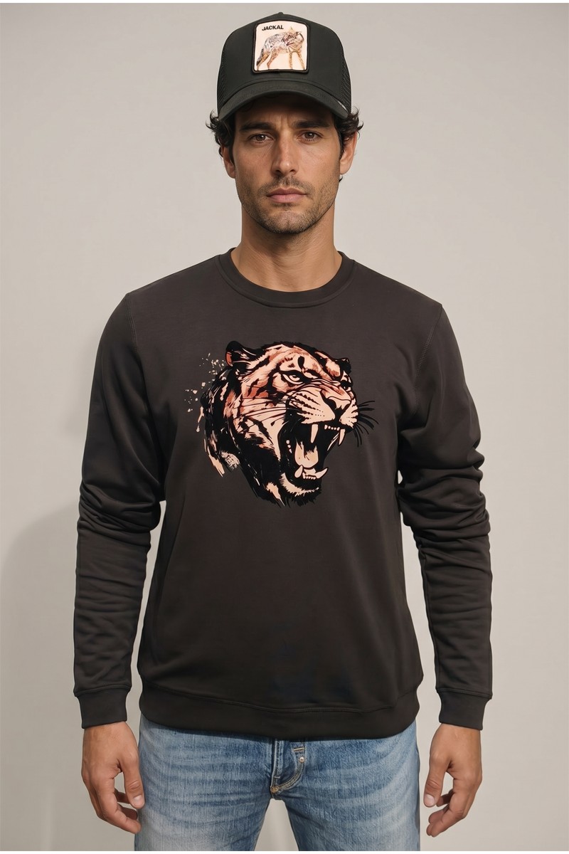  Sudadera Antony Morato cómoda y versátil, perfecta para looks urbanos con estilo moderno. 