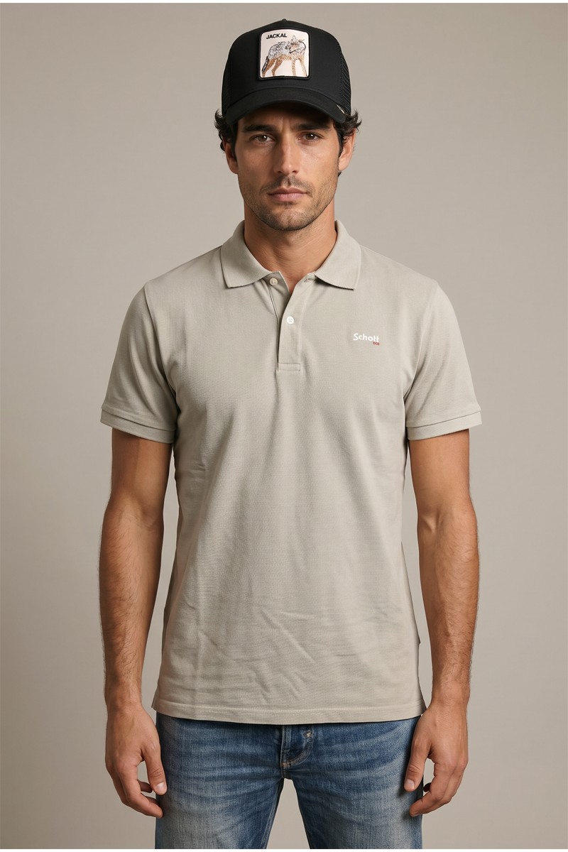  Polo Schott cómodo y versátil, perfecto para looks urbanos con estilo clásico y actual. 