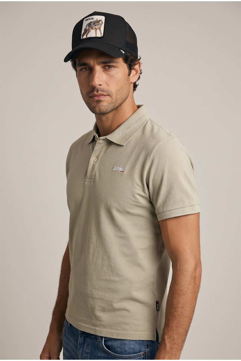  Polo Schott cómodo y versátil, perfecto para looks urbanos con estilo clásico y actual.  2