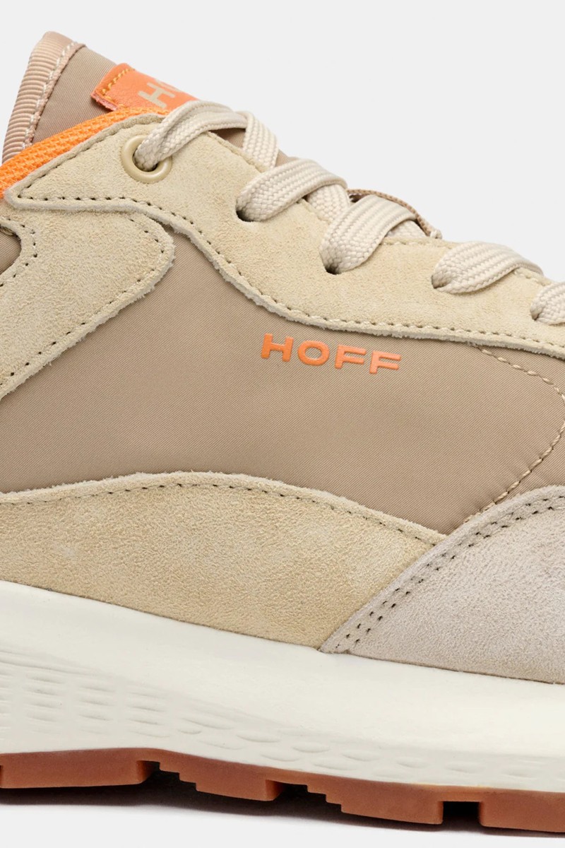  Zapatillas Hoff cómodas y versátiles, perfectas para looks urbanos con estilo actual. 