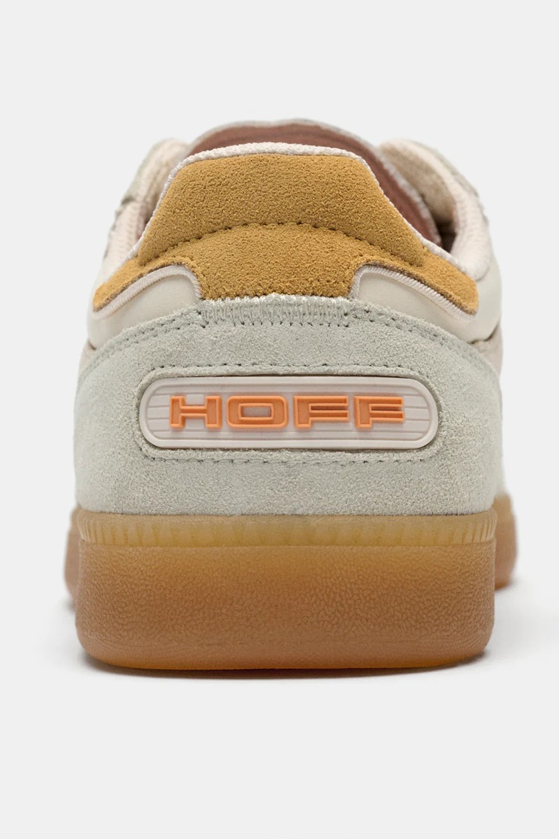  Zapatillas Hoff cómodas y versátiles, perfectas para looks urbanos con estilo actual. 