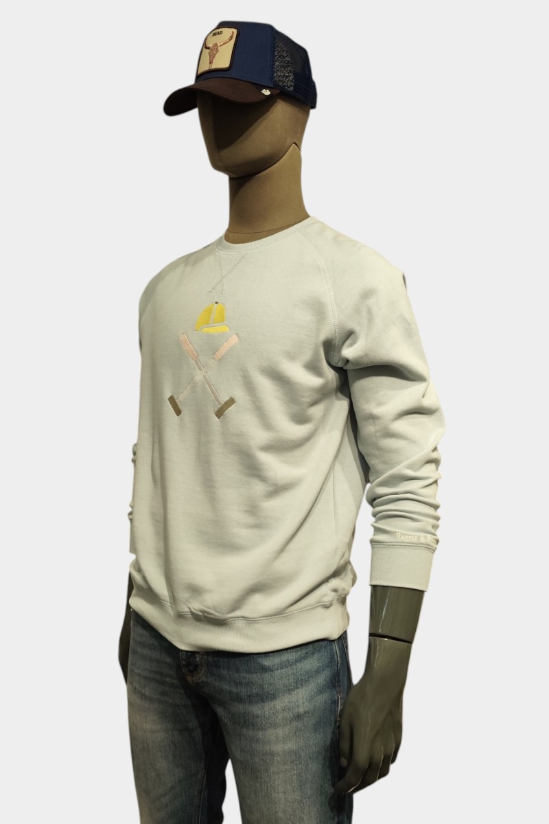  Sudadera Harper and Neyer cómoda y versátil, perfecta para looks urbanos con estilo actual. 