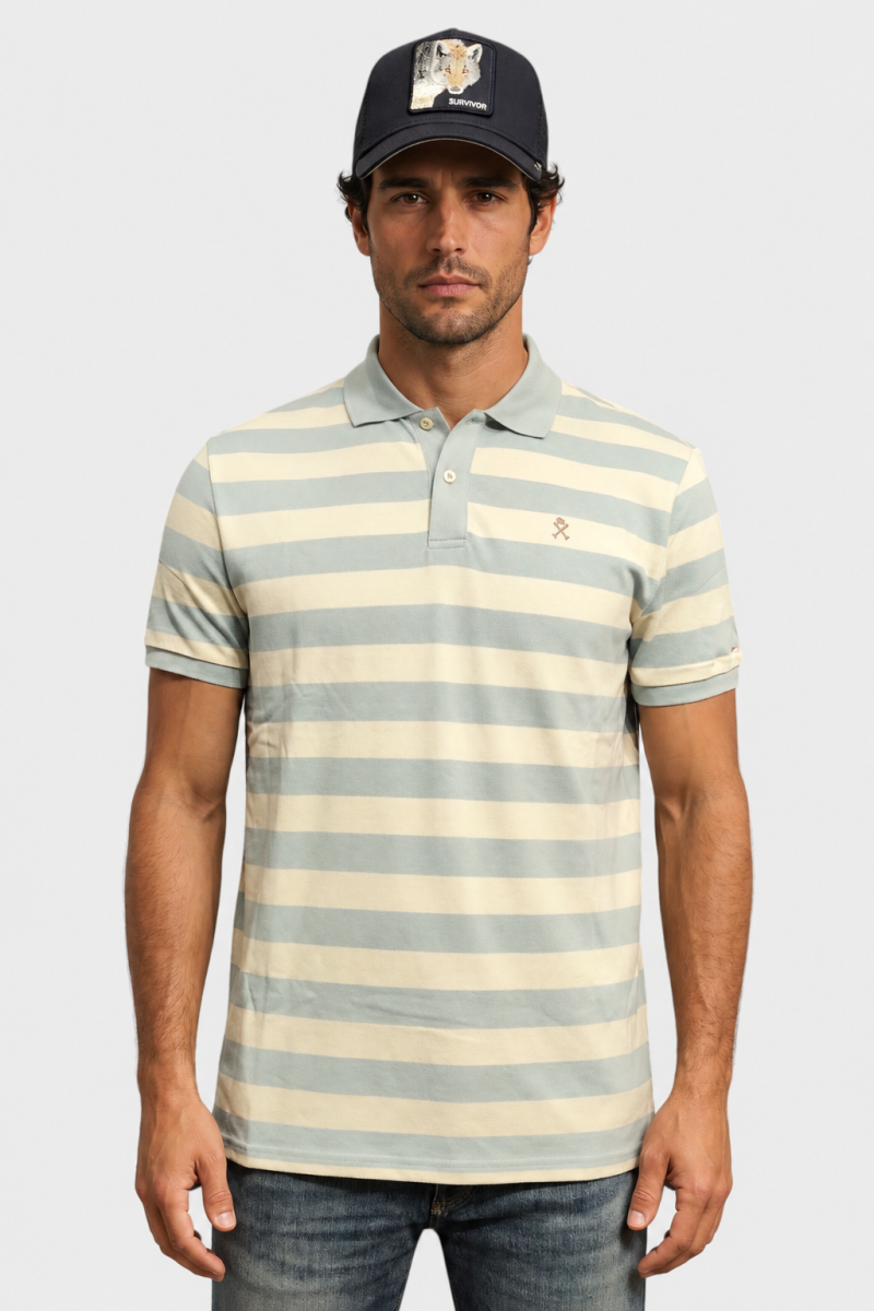  Polo Harper cómodo y versátil, perfecto para looks urbanos con estilo clásico y actual. 