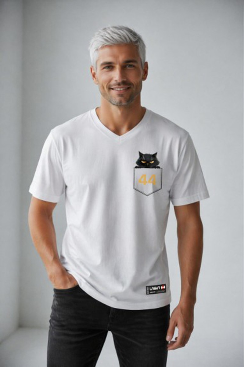  Camiseta La Sal Regular Fit en algodón 100% de 180gr, diseñada en España y fabricada en la Península. Edición limitada numerada de solo 100 unidades. 