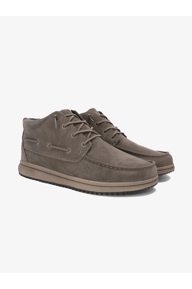  Calzado Walk in Pitas para hombre diseñado para ofrecer comodidad y ligereza en el día a día, con un estilo casual y versátil fácil de combinar. 